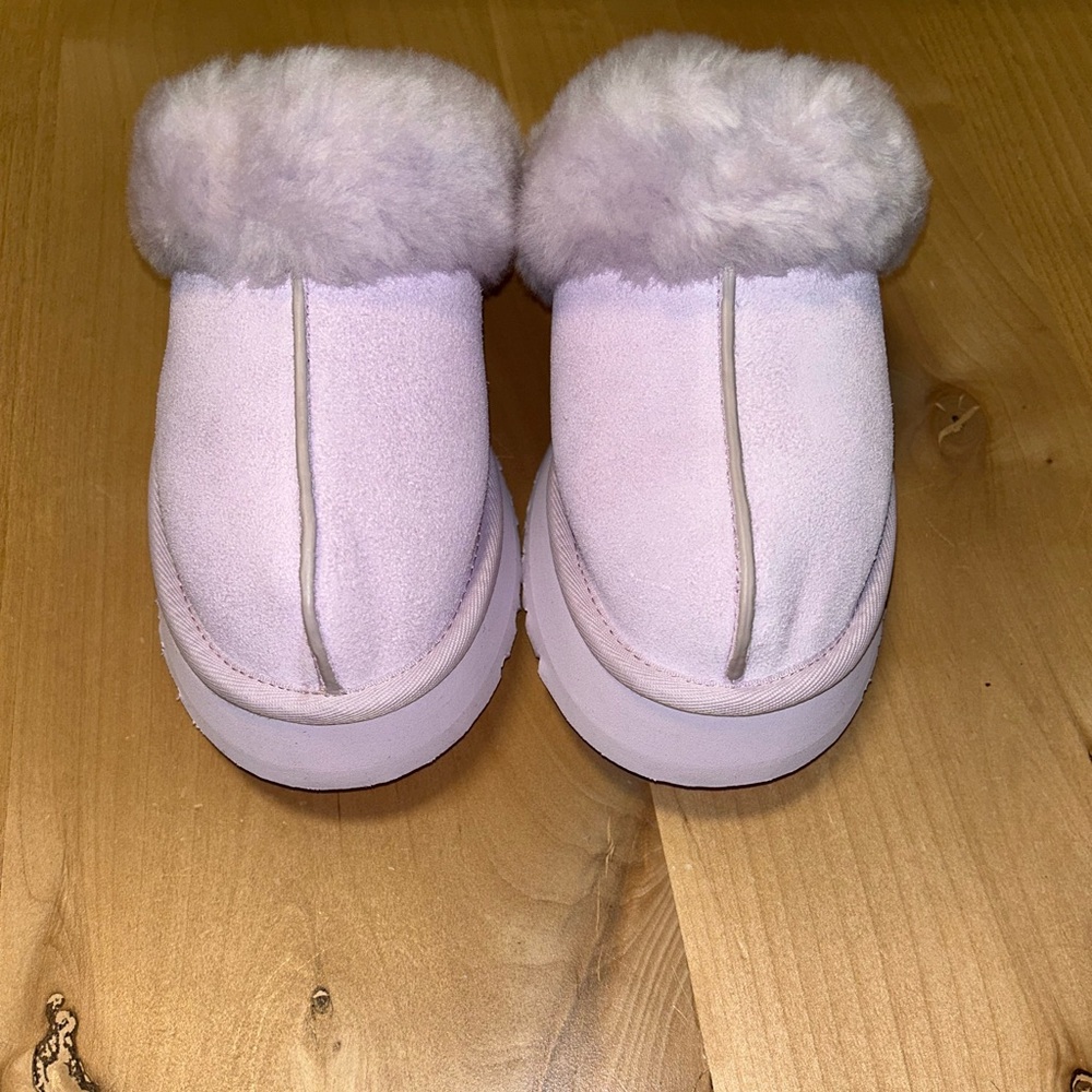 Ugg Women's Disquette Slip On Platform Flats Slippers US 6 Lavender Fog